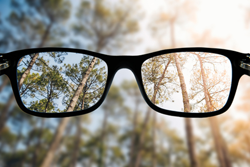 Glasses_eye care_in focus_s.jpg